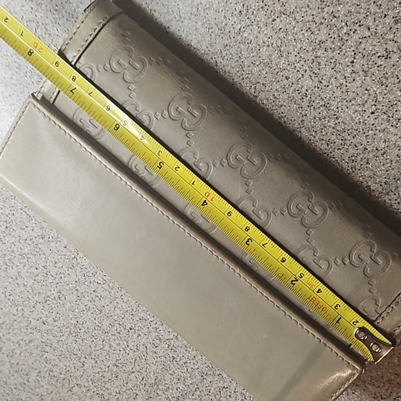 Gucci Ivory Embossed Leather Long Wallet Gold Bamboo Hardware - Picture 15 of 16